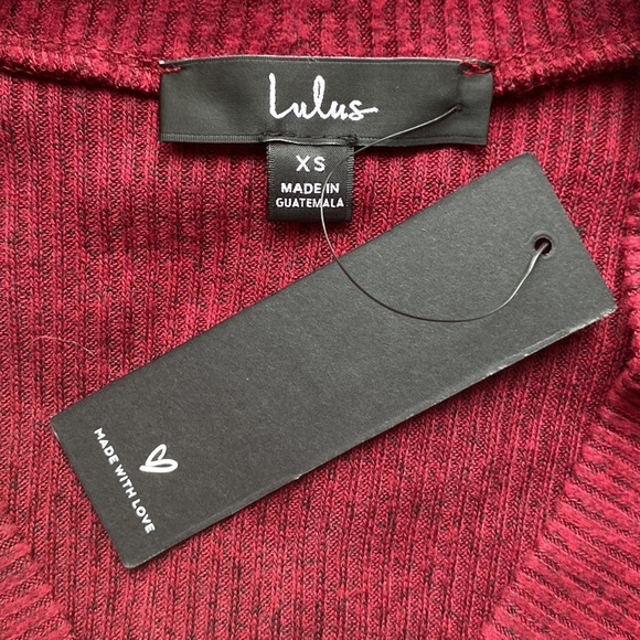 NWT Lulu's SWEET COMFORT BURGUNDY BUTTON-FRONT SWEATER DRESS Ruby Red XS - Picture 6 of 9